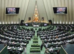 لحظه اعلام آرای استیضاح وزیر صمت در مجلس