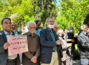 پیش کسوتان مخابرات در چمبره ای از مشکلات !؟