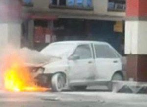 در این حادثه به کسی آسیبی نرسید و علت اولیه حادثه نقص فنی در سیستم سوخت&zwnj;رسانی خودرو اعلام شده است.