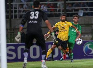 هفتاد و چهارمین دربی در نقش جهان
