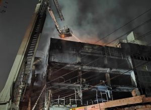 مرگ ۲۷ نفر بر اثر آتش&zwnj;سوزی در هند