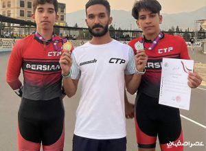 اسکیت در درچه